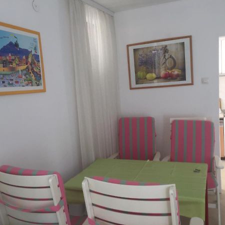 Apartment Perla - 150M From The Sea 诺维·维诺多尔斯基 外观 照片